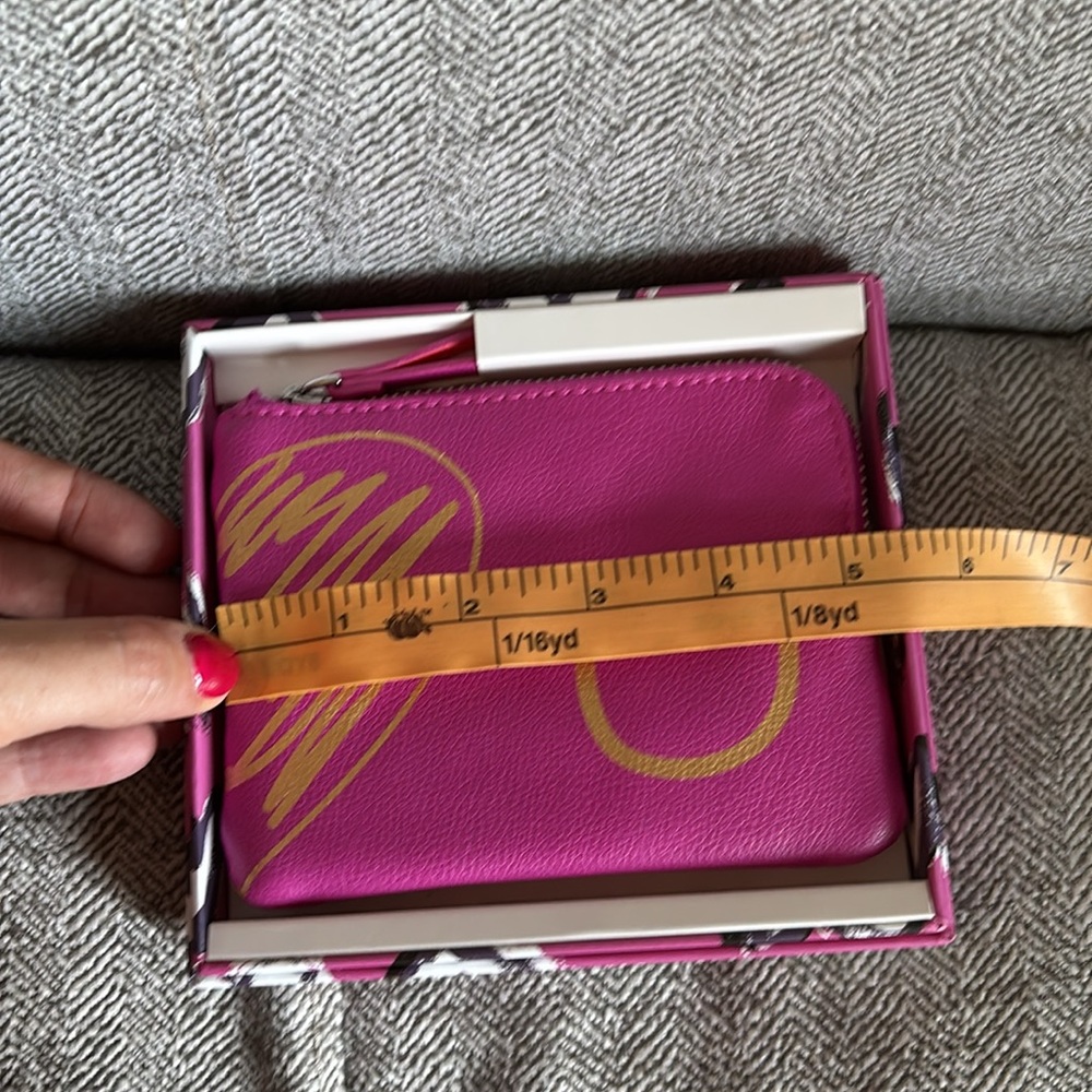 Vera Bradley - I Heart You Limited Edition Wallet - Picture 7 of 8